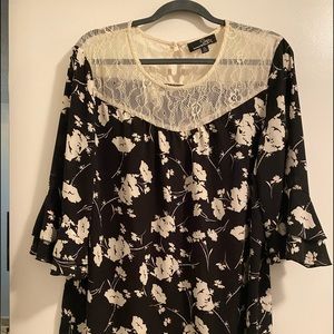 Women’s blouse